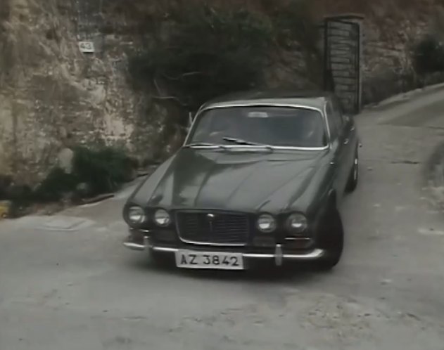 1971 Jaguar XJ6 [Series I]