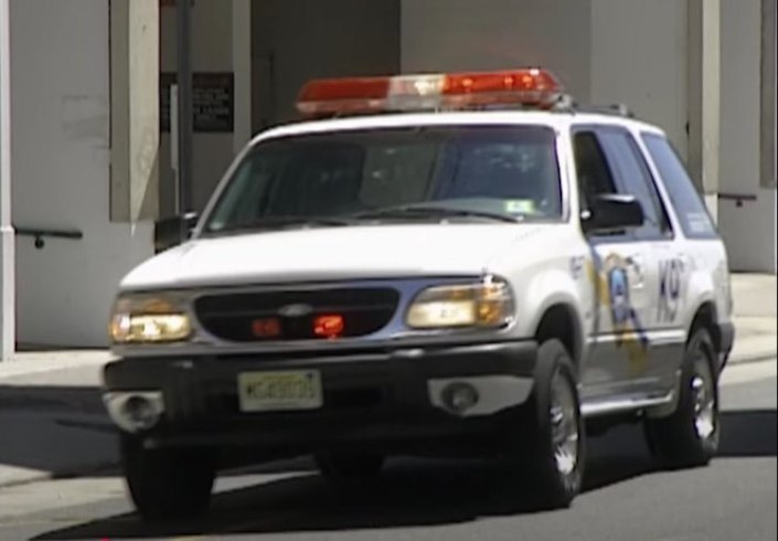 1999 Ford Explorer [UN150]