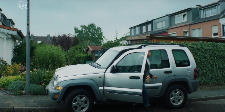 2002 Jeep Cherokee [KJ]