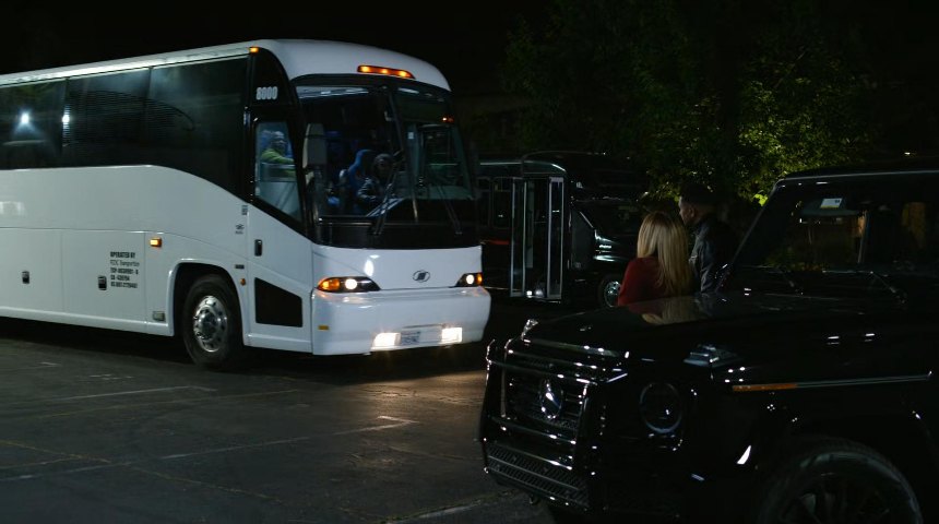 2001 MCI J 4500
