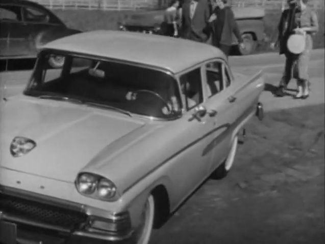 1958 Ford Custom 300 Fordor Sedan [73B]