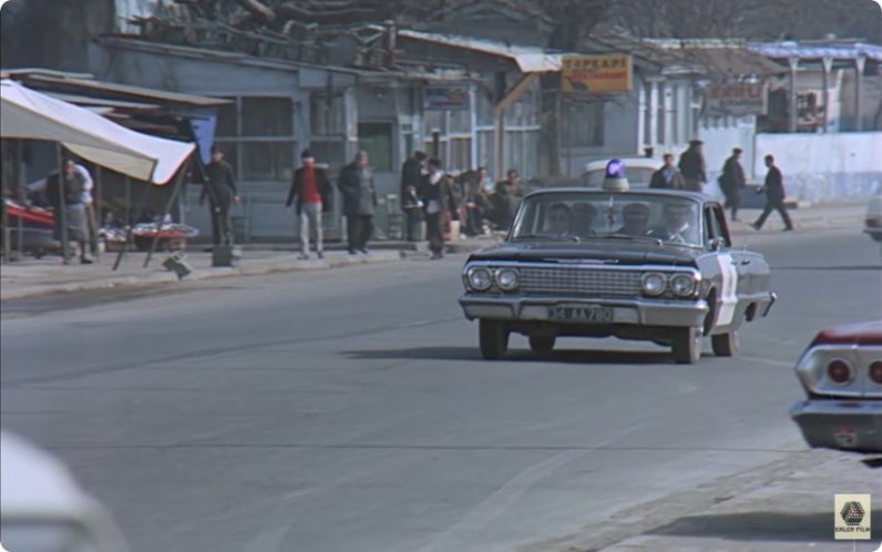 1963 Chevrolet Biscayne 4-door Sedan [1169]