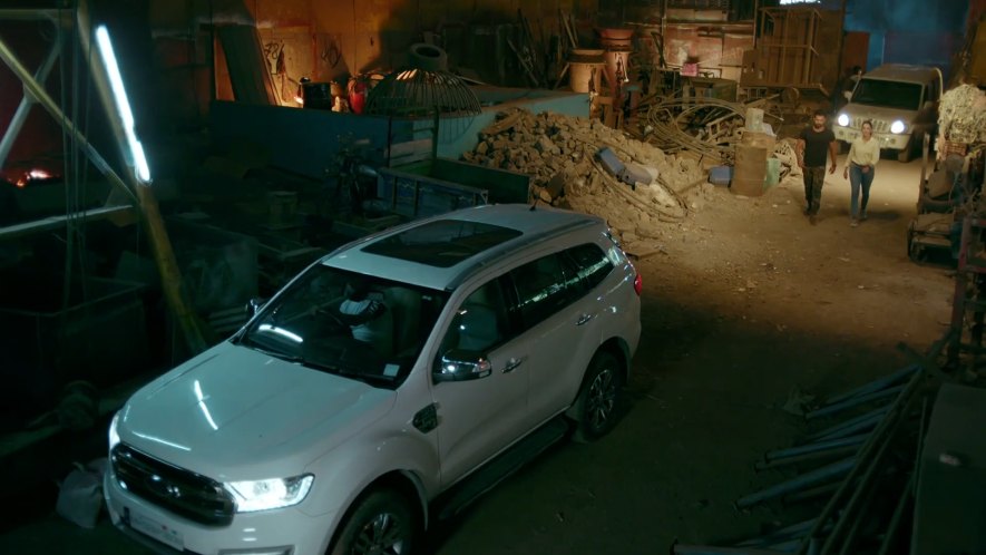 2016 Ford Endeavour [T6]