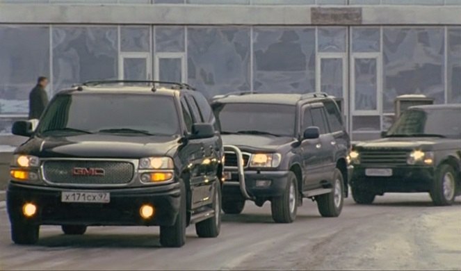 2004 GMC Yukon XL Denali [GMT830]