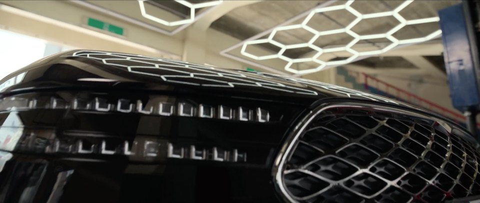 2022 Genesis G90 [RS4]