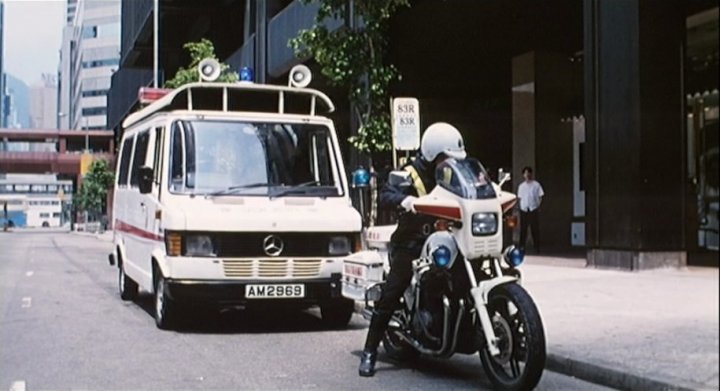 1977 Mercedes-Benz 207 D HK Police [T1]
