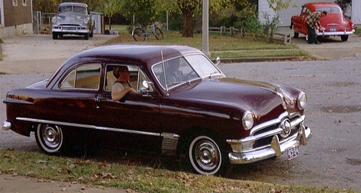 1950 Ford Custom De Luxe Tudor Sedan [70B]