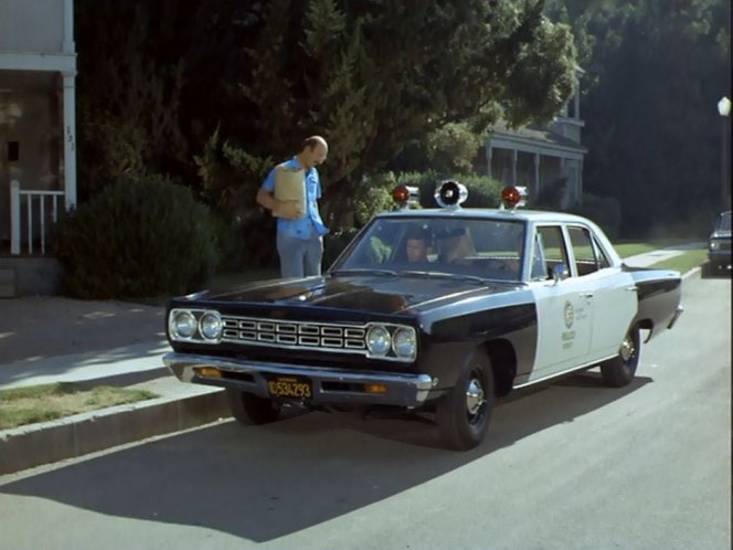 Imcdb Org 1968 Plymouth Belvedere In Adam 12 1975