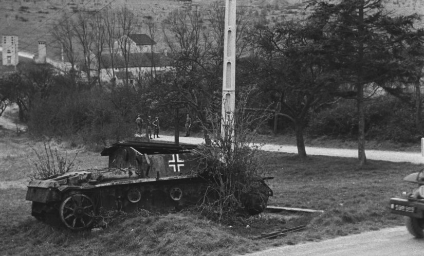 1942 Alkett StuG III Ausf. F Sd.Kfz. 142/1