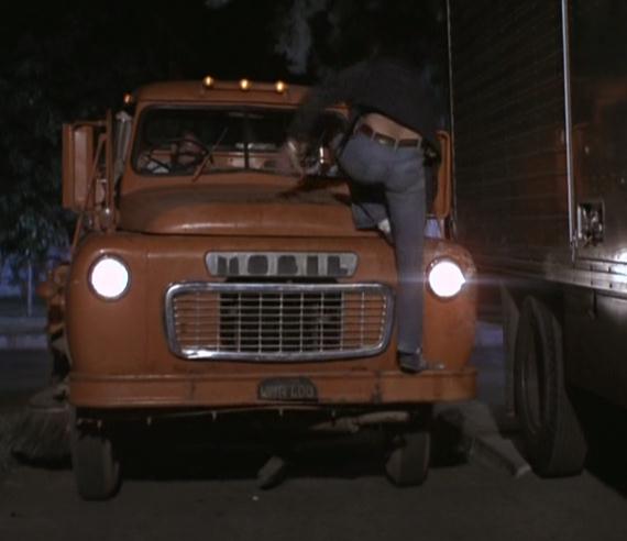 Mobil Street Sweeper