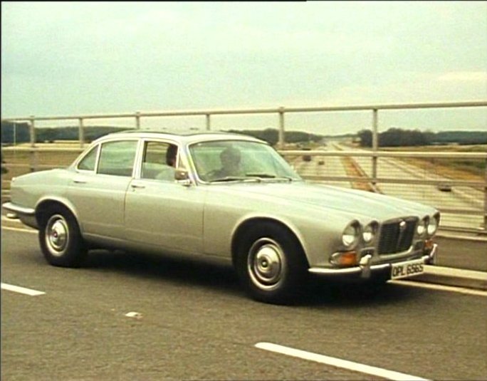 1969 Jaguar XJ6 [Series I]