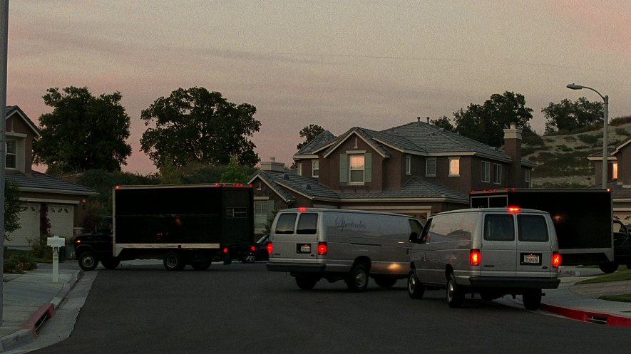 2003 Ford E-250 Extended Van