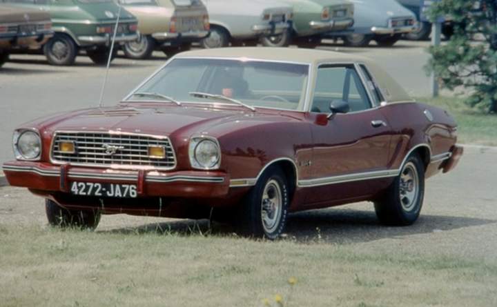 1976 Ford Mustang II Ghia