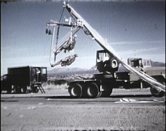 1951 International Harvester M246 A2 Austin Western hydraulic crane 5 ton
