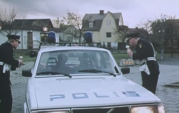 Volvo 240 Polis [244]