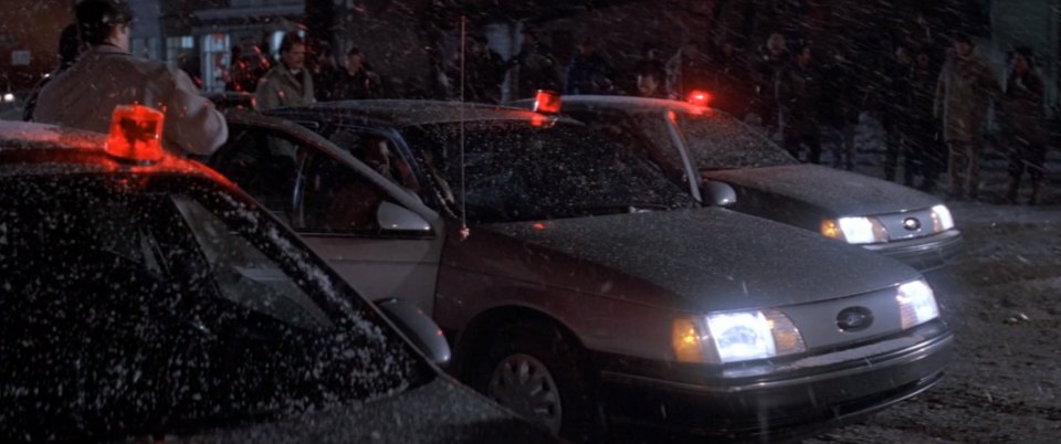 1986 Ford Taurus [DN5]