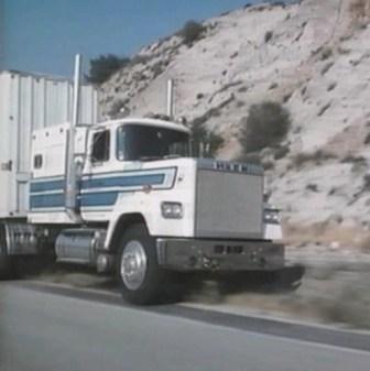 1977 Mack Super-Liner