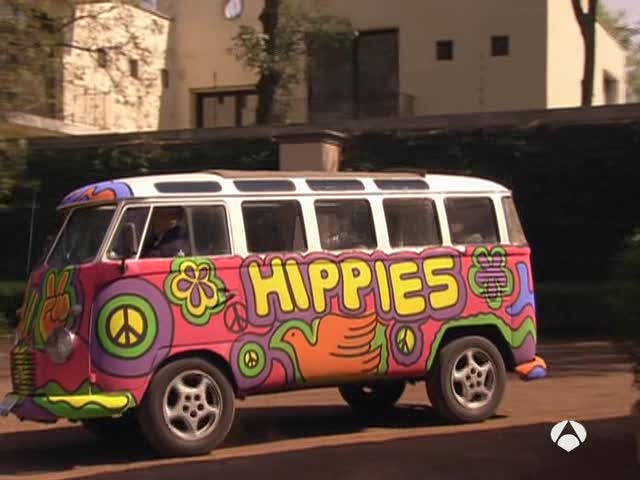 Volkswagen Combi Typ 2 T1 in Las tontas no van al cielo TV Series 