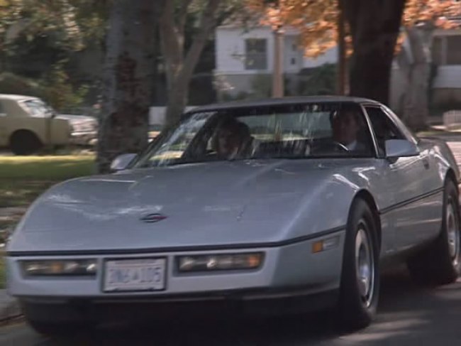 IMCDb.org: 1984 Chevrolet Corvette C4 in "Scarecrow and Mrs. King, 1983