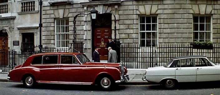 1969 Rolls-Royce Phantom VI Limousine by H.J.Mulliner, Park Ward