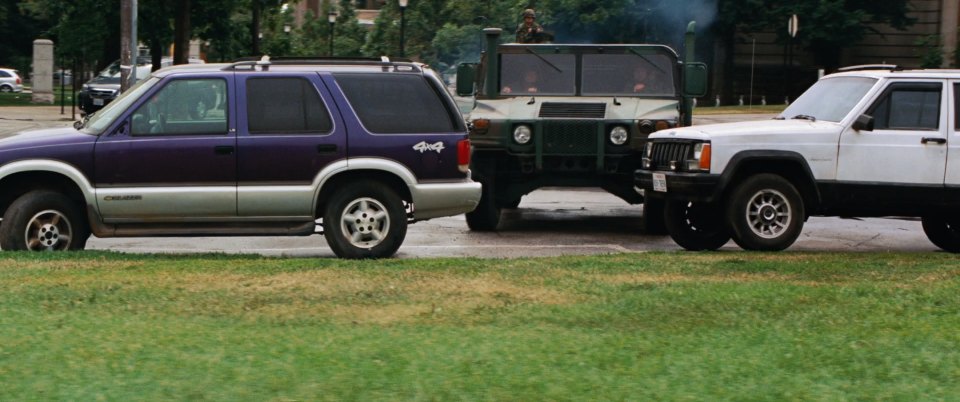 imcdb org 1988 jeep cherokee sport xj in the incredible hulk 2008