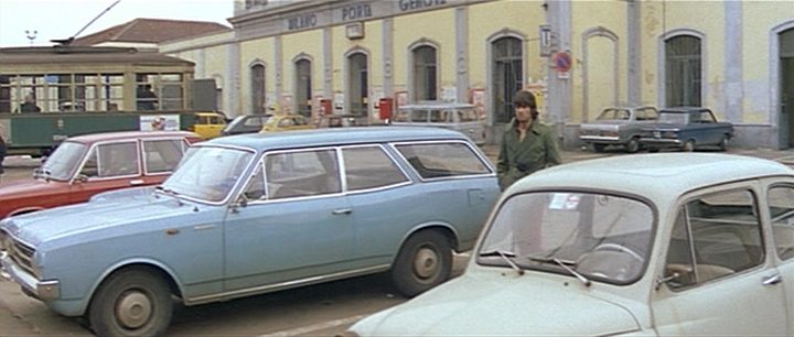 1967 Opel Rekord Caravan C in Milano odia la polizia non pu sparare 