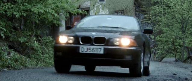 1999 BMW 523i [E39]