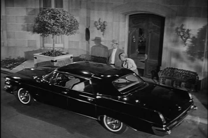 1963 Imperial LeBaron Four-Door Hardtop [TY1-H-43]