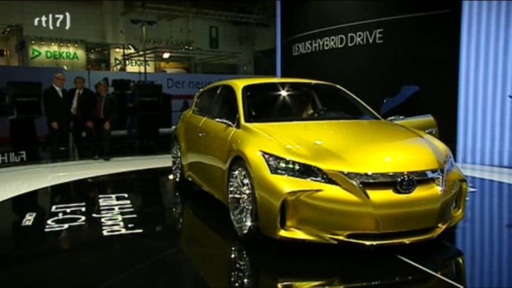 2009 Lexus LF-Ch Hybrid Concept