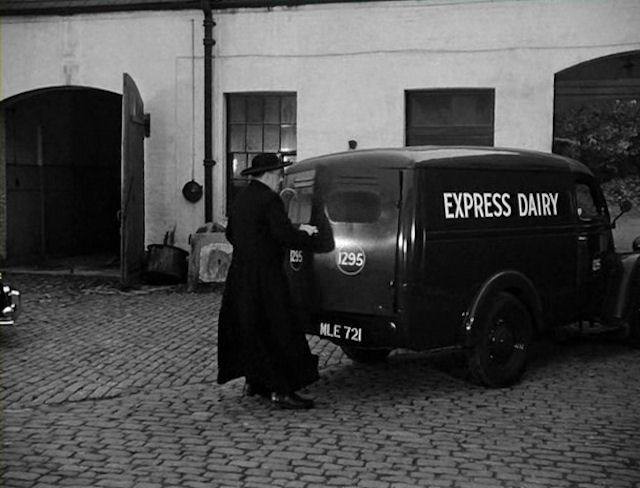 1938 Fordson 10cwt Van E83W 