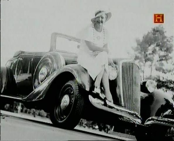 1935 Graham Convertible Coupe [72]