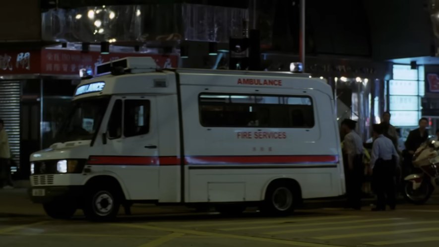 Imcdb Org 1989 Mercedes Benz 310 Ambulance Wadham Stringer Miab T1 In Tung Moon 2009