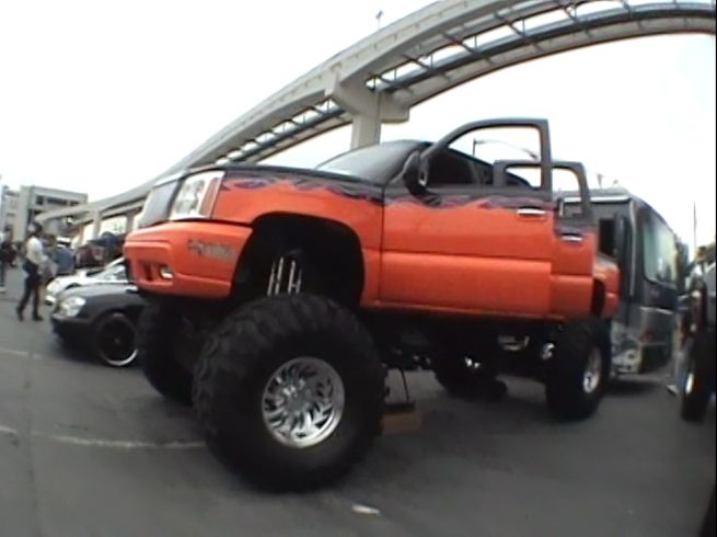 2004 Chevrolet Silverado Crew Cab (By Default W/ Escalade front end) [GMT800]