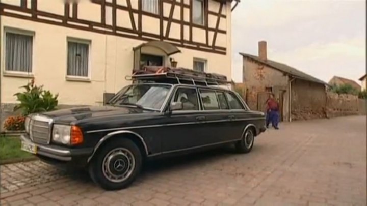 MercedesBenz Lang W123 