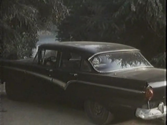 1957 Ford Custom 300 Fordor Sedan [73B]