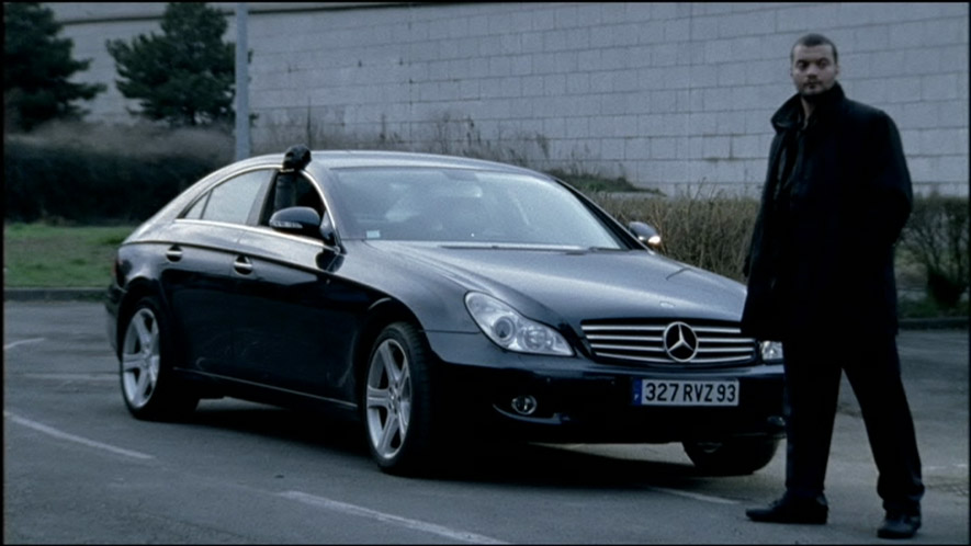 Imcdb Org 05 Mercedes Benz Cls 500 C219 In Engrenages 05