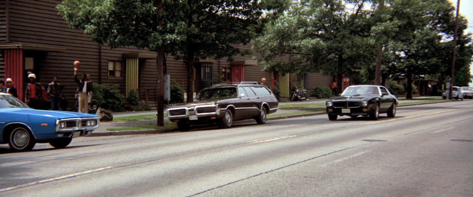 1972 Plymouth Fury Sport Suburban