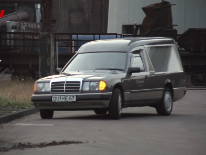 MercedesBenz Bestattungswagen Pollmann W124 