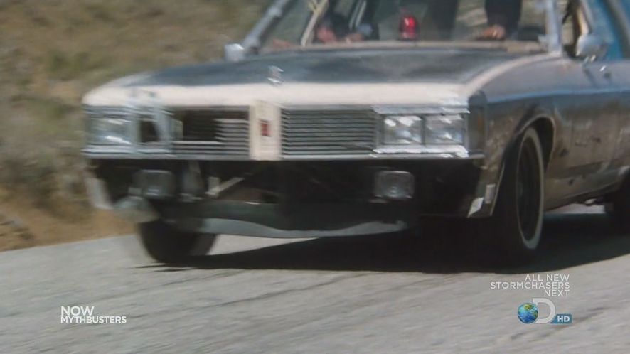 1983 Oldsmobile Custom Cruiser