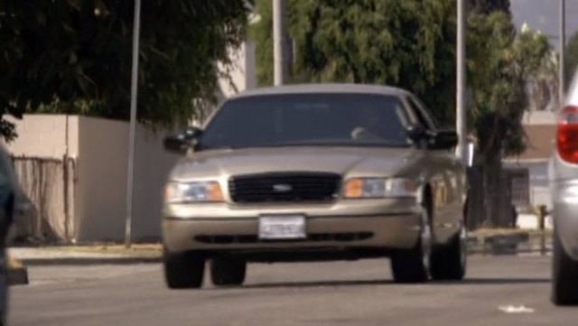 IMCDb.org: 1999 Ford Crown Victoria Police Interceptor ...