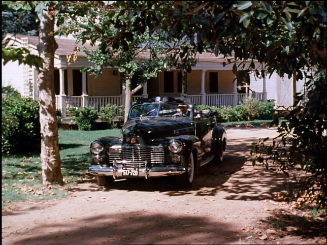 1941 Cadillac Series 62 Convertible De Luxe Sedan [6229D]