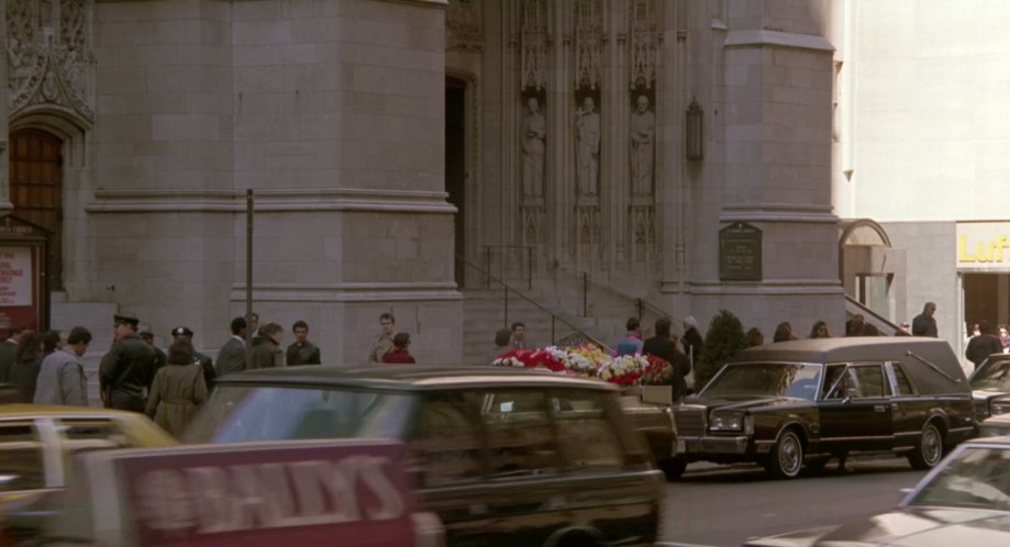 1986 Lincoln Town Car Funeral Coach Miller-Meteor by Collins 'Paramount'