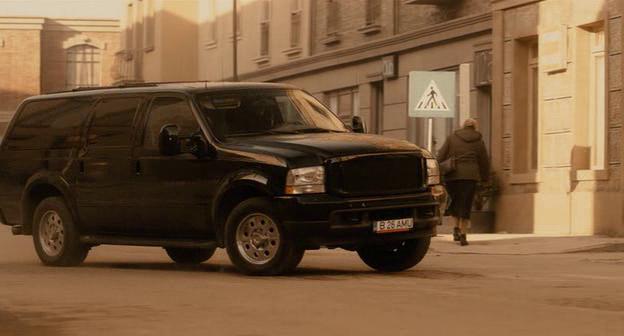 2002 Ford Excursion Limited [UW137]