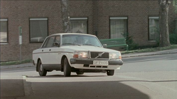 1986 Volvo 240 DL [244]