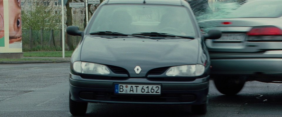 IMCDb.org: Renault Mégane RN 1 in "Hanna, 2011"
