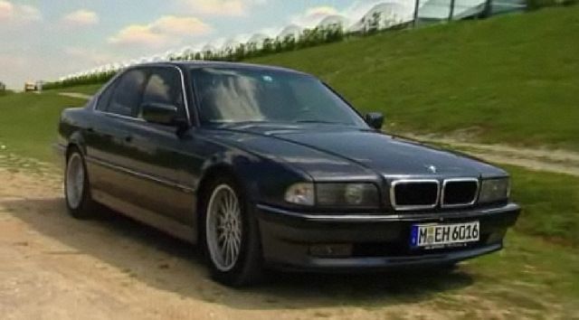 1995 BMW 740iL [E38]