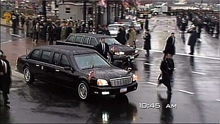 IMCDb.org: 2001 Cadillac Presidential State Car in 