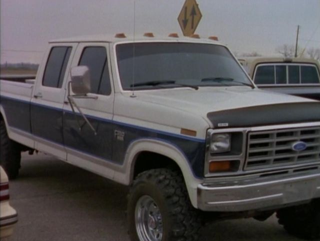 1983 Ford F-350 Crew Cab XLT