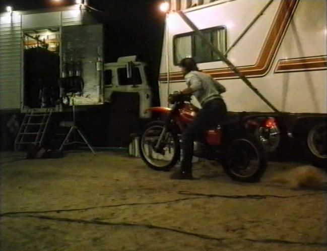 Imcdb Org 1980 Honda Xl 250 S In Freeway Maniac 19