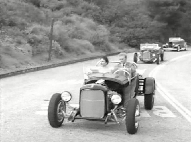 1932 Ford V8 Roadster Hot Rod [18]